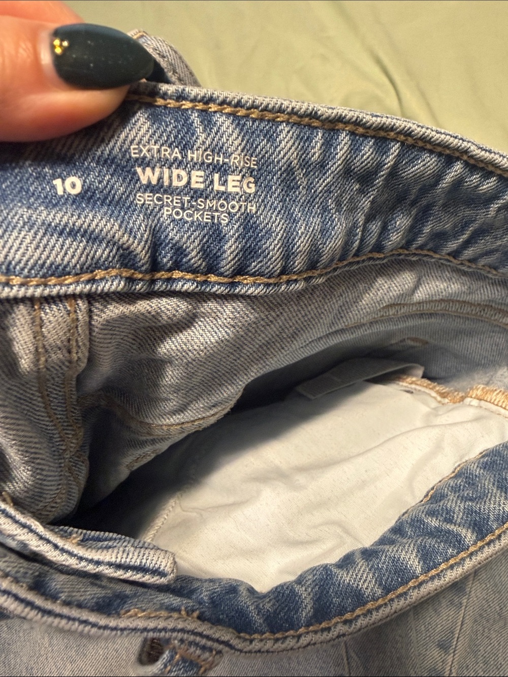 Old Navy Light Blue Straight-Leg Jeans with Frayed Hem - Picture 3 of 6